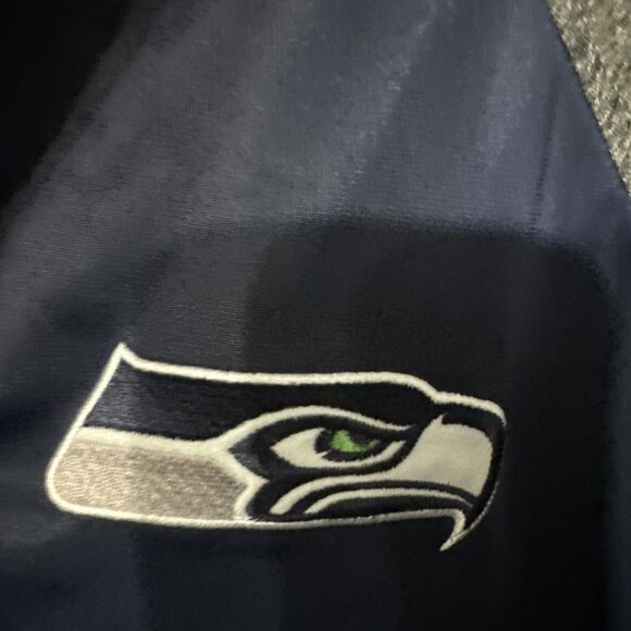 Seattle Seahawks Football Pullover Jacket L/G Half Zip Lightweight Coat - Picture 3 of 9